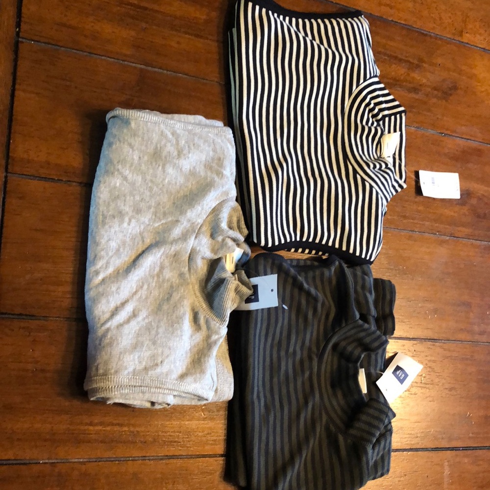 Set of three Low turtlenecks